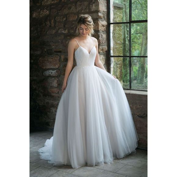 White Sincerity Size 14 Ball gown dress - Picture 1 of 2